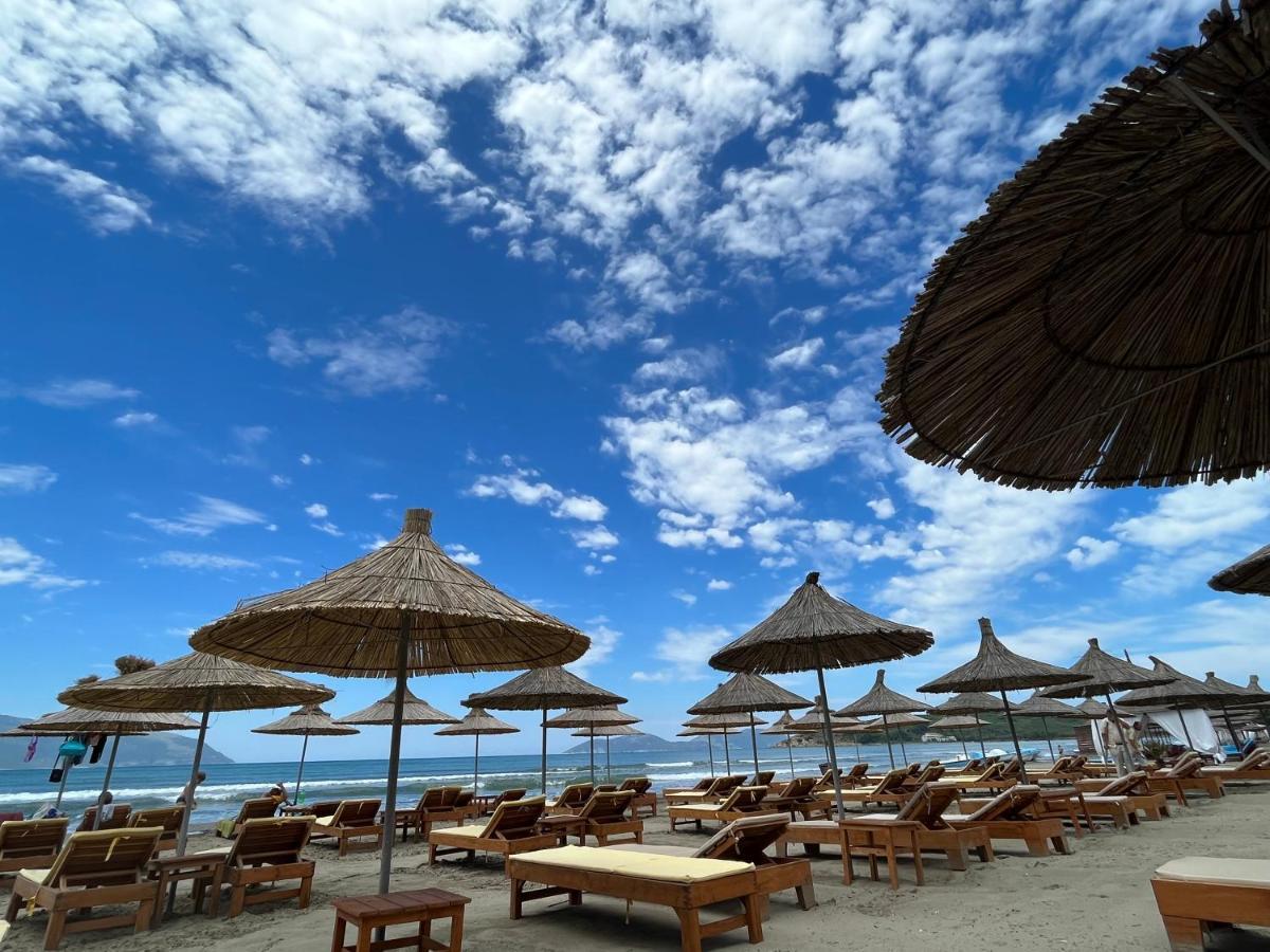 Sea View Apartment Vlore Luaran gambar