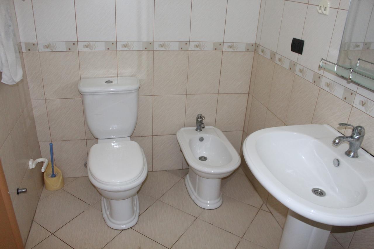 Sea View Apartment Vlore Luaran gambar